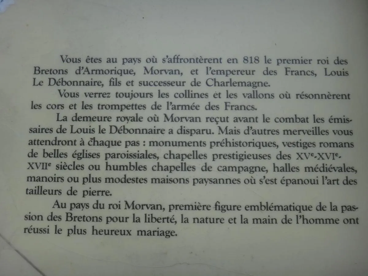 Au Ty Bonheur Chambre d'Hôtes Lanvenegen